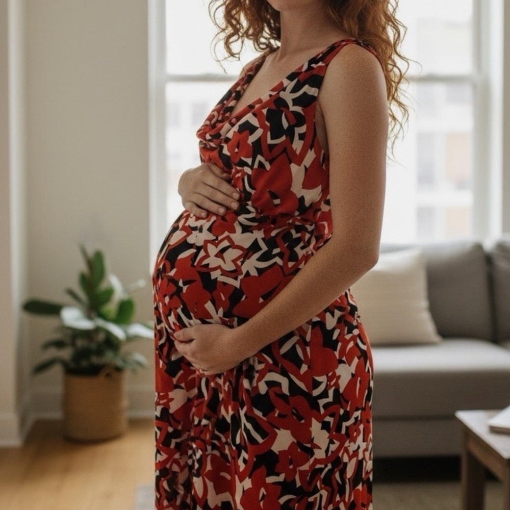 DVF Maternity: Floral Silk Dress - Picture 1 of 5